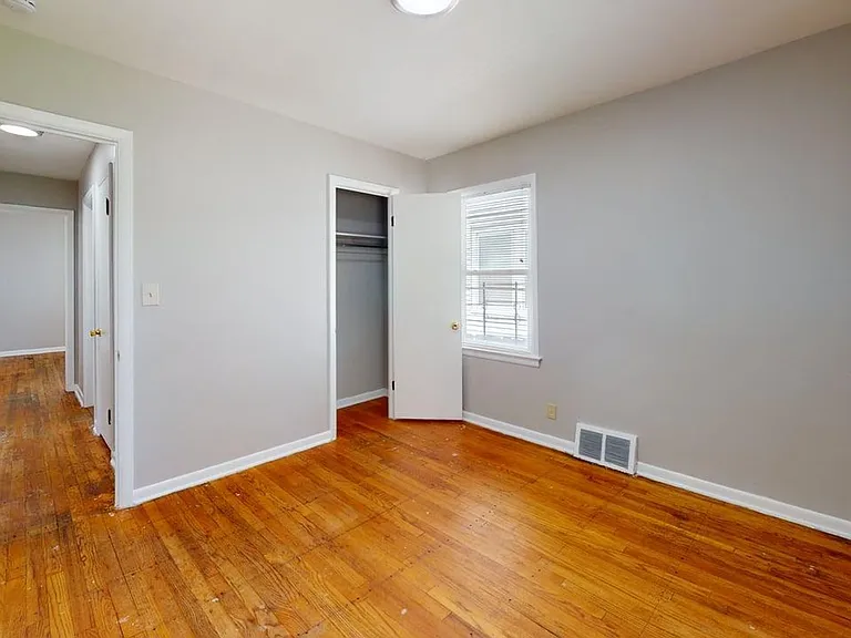 11909 Avon Ave — Photo 3