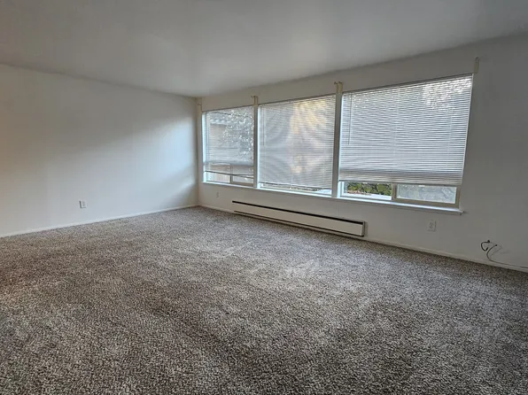 3401 37th Ave SW, Seattle, WA 98126