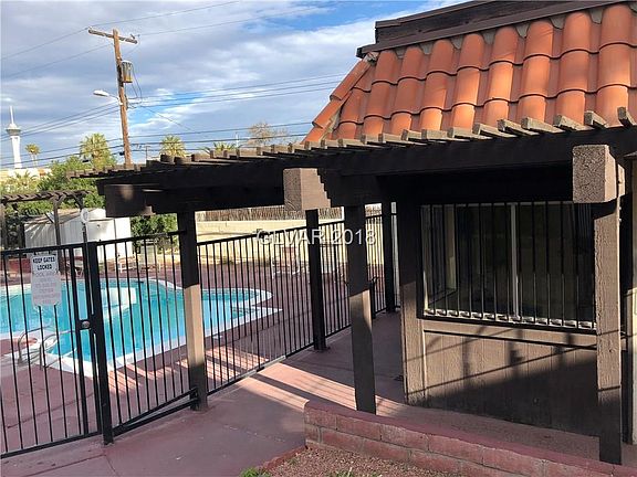 4th image of 1440 Vegas Valley Dr APT 4
