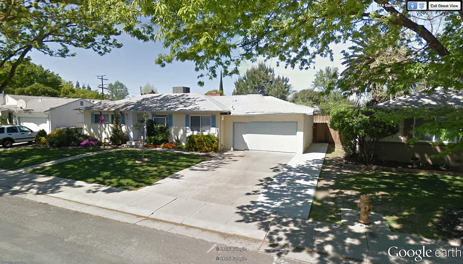 211 E Garner Ln photo 1