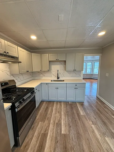 118 Kellogg St #1R