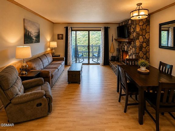 5th image of 1081 Cove Rd APT 623