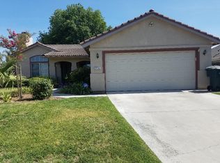 919 Meadow View Rd, Hanford, CA 93230