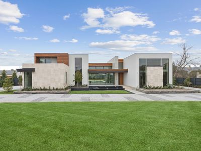 10335 Lennox Ln, Dallas, TX, 75229