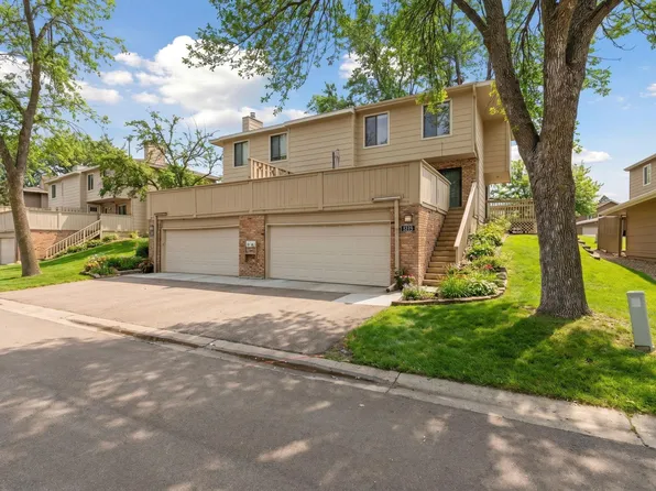 2115 Marquis Rd, Golden Valley, MN 55427