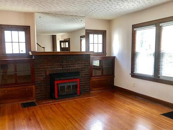 3rd image of 1166 Norton Ave #1166