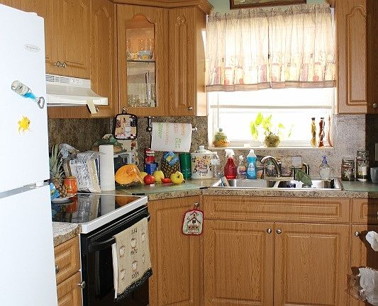 2nd image of 148 Markham Dr