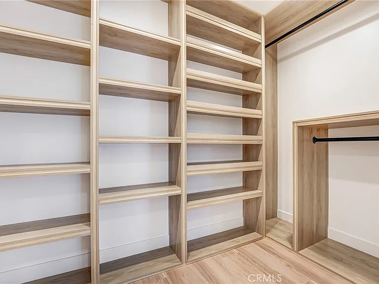 6722 Katherine Ave — Photo 21