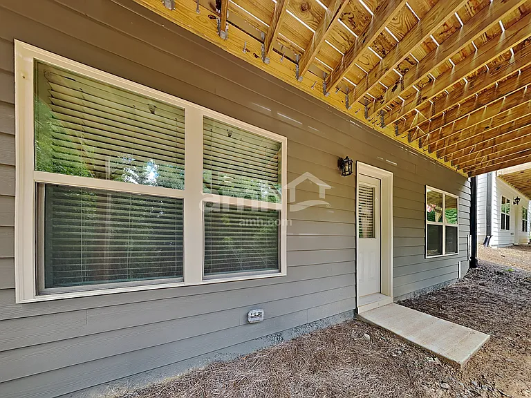 338 Winston Cir — Photo 22