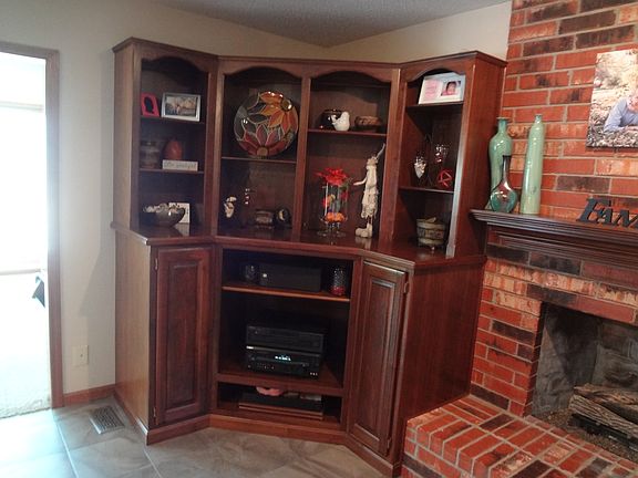 Built in shelving