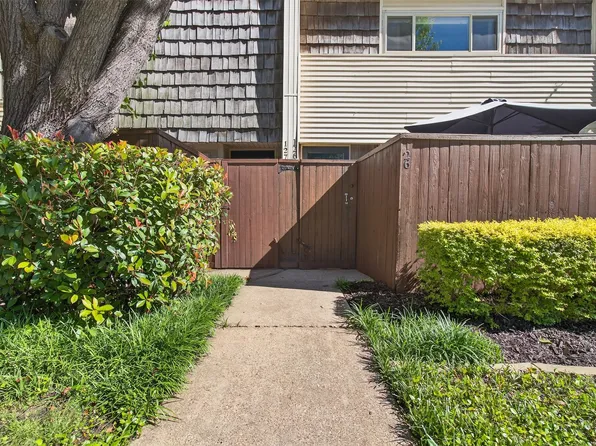 2702 Douglas Ave #126, Dallas, TX 75219