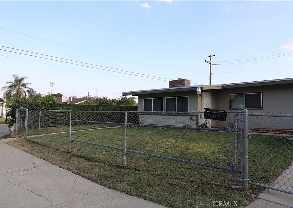 1st image of 25593 Cross St