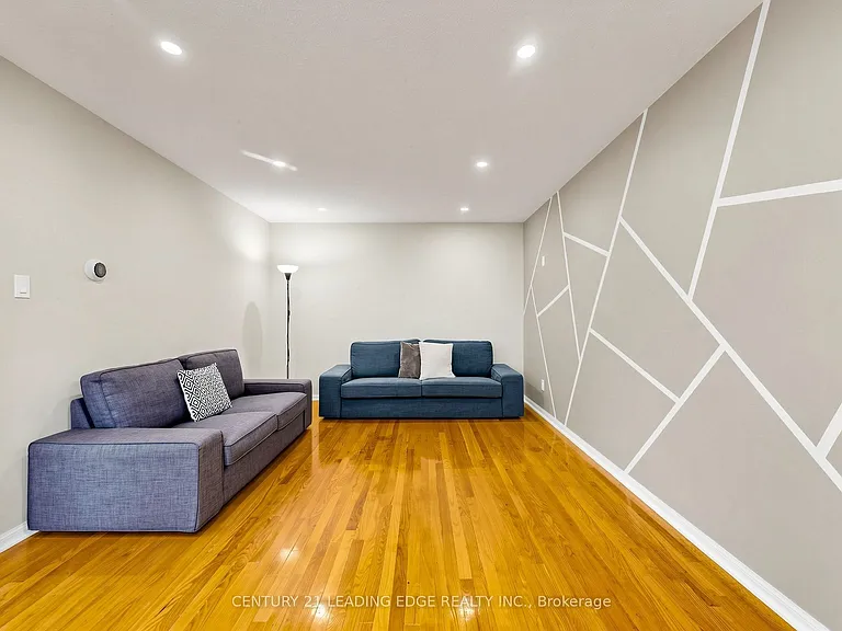 1 Briarwood Rd — Photo 7