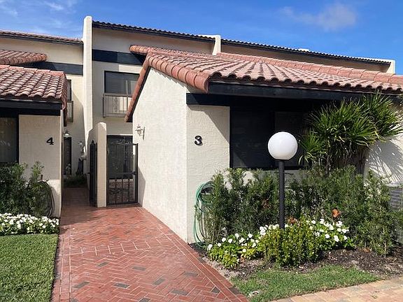 2nd image of 3474 S Ocean Blvd #30
