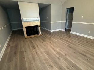 2911 Penny Ln, Euless, TX 76039