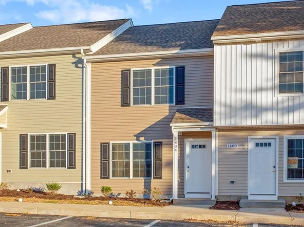 1404 Woodrow Cir, Harrisonburg, VA 22802