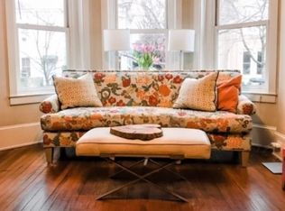 402 6th St SE APT 2, Washington, DC 20003