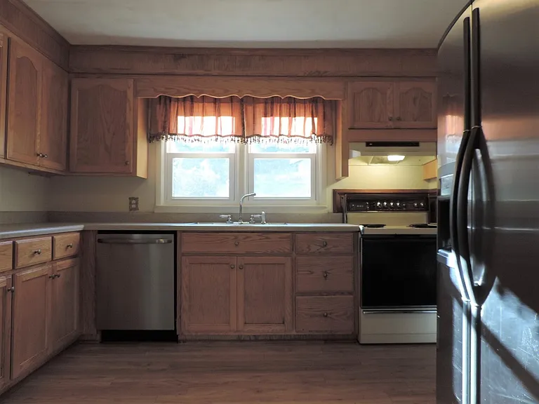 282 Hill Dr — Photo 8