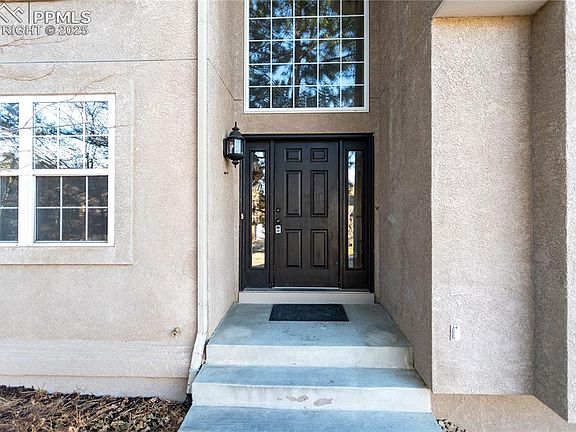 4th image of 5810 Daltry Ln
