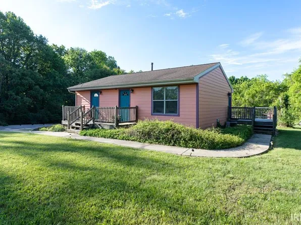 2525 W Fountain Dr, Bloomington, IN 47404