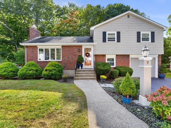 7 Parsons Dr, Swampscott, MA 01907