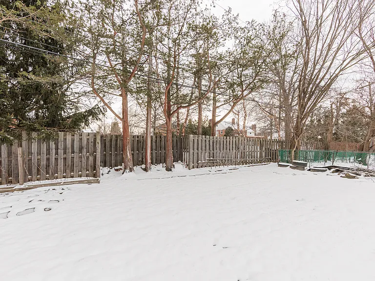 2539 Warrensville Center Rd — Photo 40