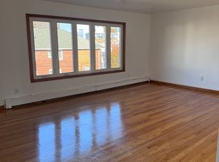 494 Catherine St FLOOR 2, Fort Lee, NJ 07024