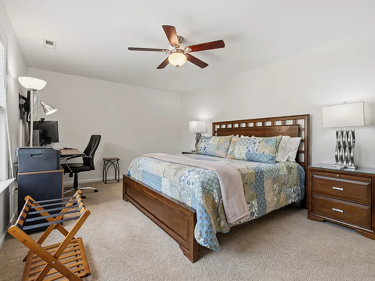 3809 Stoneybrook Dr — Photo 13
