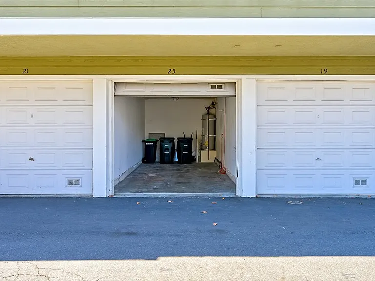 25 Clover Ln #359 — Photo 23