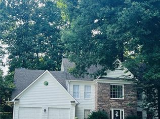 6891 Old Fox Trl, Stone Mountain, GA 30087