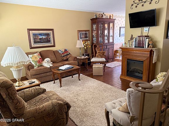 2nd image of 1629 Library Cir