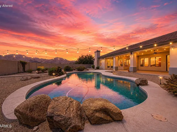 19403 W TOWNLEY Court, Waddell, AZ 85355