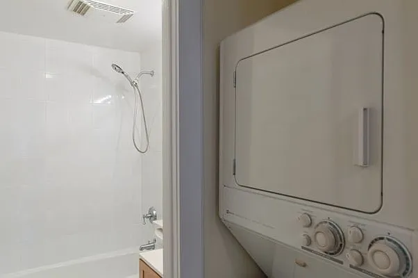 Rented by Warren T Real Estate Corp. | media 23