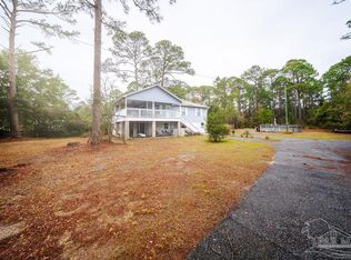 5230 Soundside Dr, Gulf Breeze, FL 32563