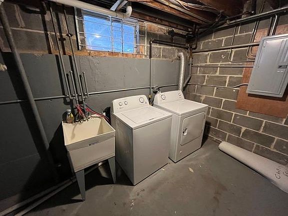 5th image of 4326 N Kedvale Ave #1F