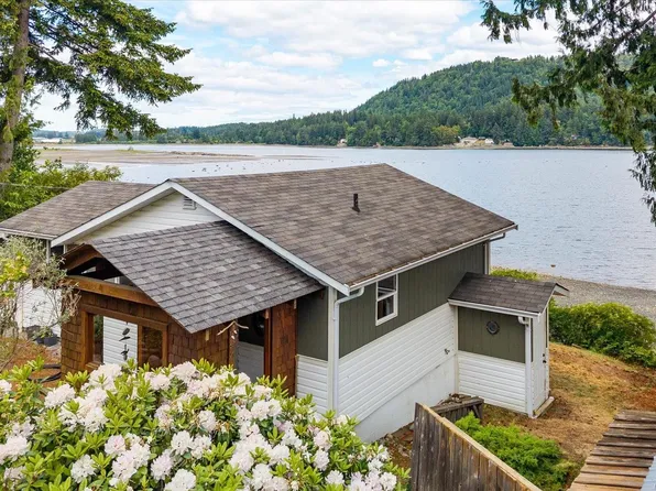 5041 Paton Rd, Cowichan Valley, BC V9G 1M6