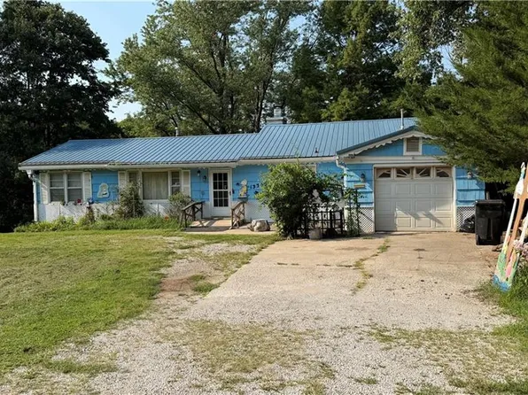 13300 E Kentucky Rd, Independence, MO 64050