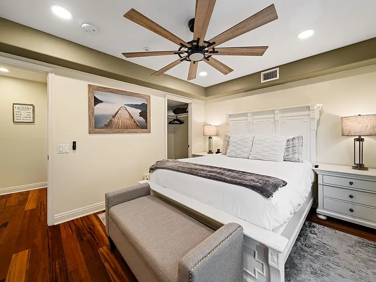 886 Felspar St — Photo 21