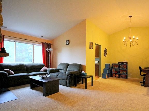 3rd image of 178 Brook Ln #178