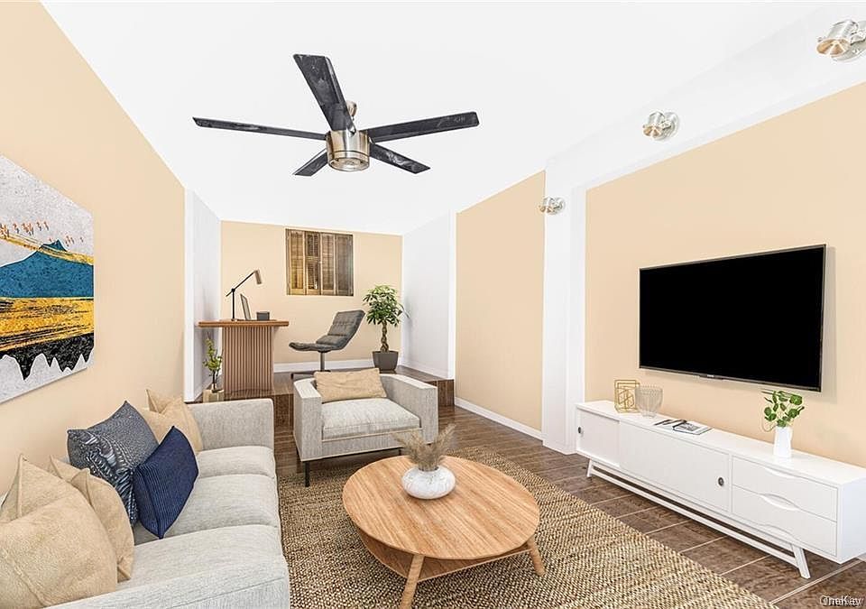 1st image of 4064 Bruner Ave Floor 1