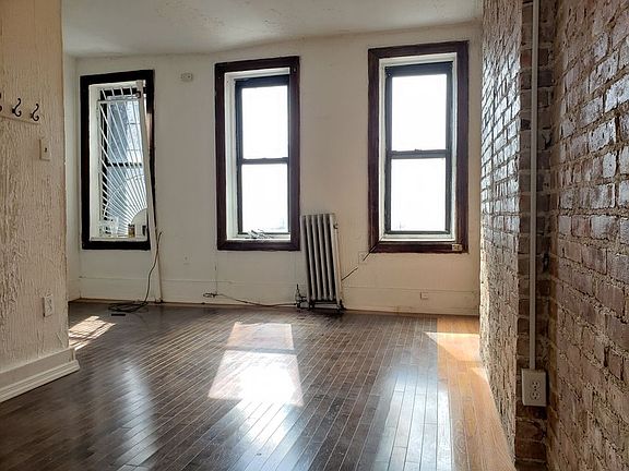 2nd image of 348 W 145th St APT 4R