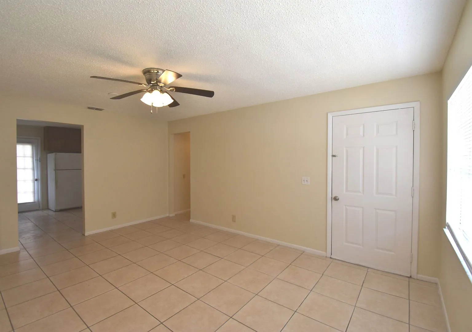 2 Bed/1 Bath, Single Story Duplex In Graceville Apartments Community Available November 16th! — Photo 2