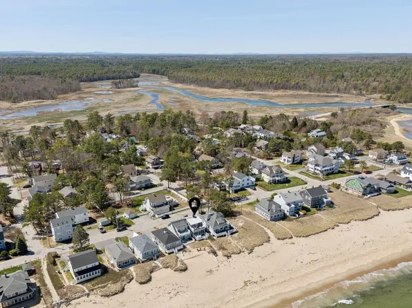 65 Oceanside Drive, Saco, ME 04072