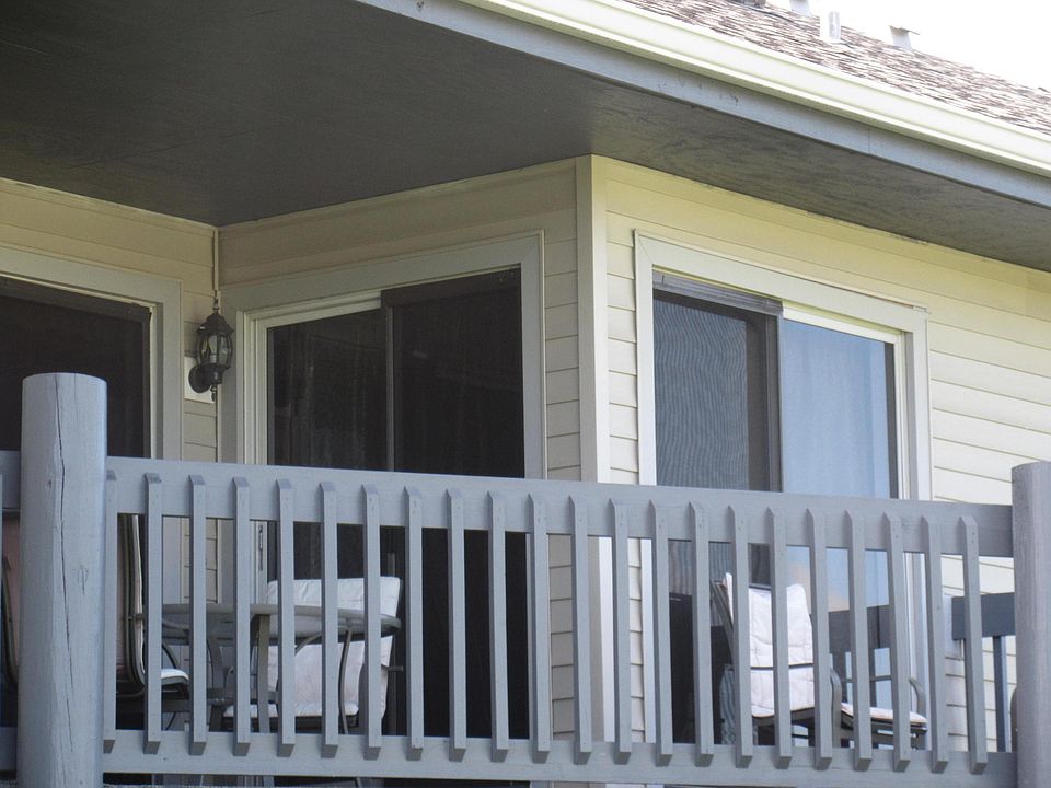 1st image of 1637 NE Nautical Place #8-808