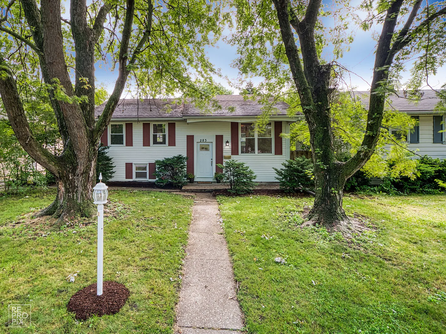 283 Chappel Ave photo 1
