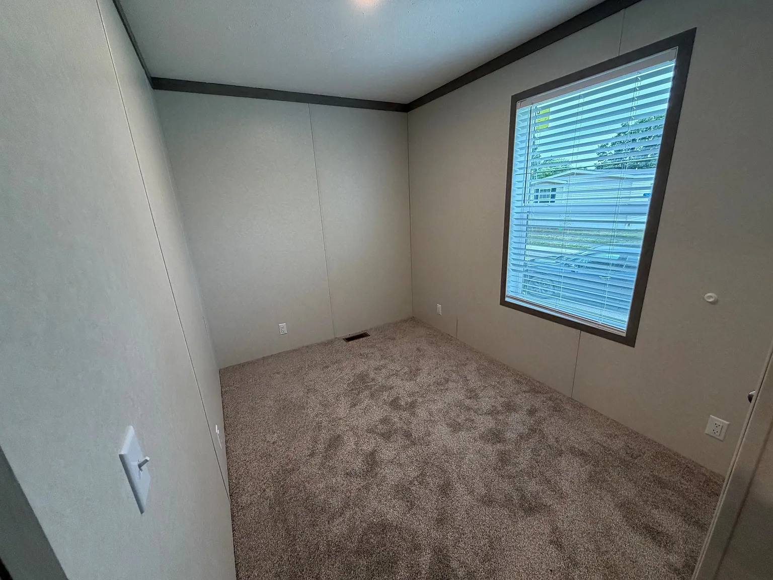 Pay No Rent Until Oct. 1st — Photo 4