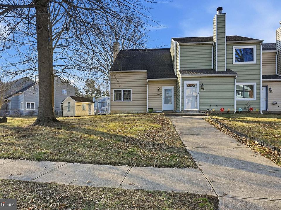 1st image of 159 E Green Valley Cir