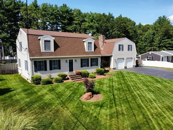 44 Paula Dr, Taunton, MA 02780