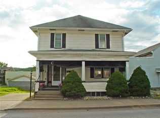 637 Commerce St, Wellsburg, WV 26070