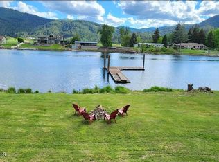 874 Cottonwood Dr, Saint Maries, ID 83861